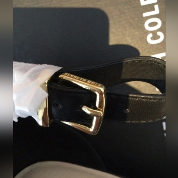 Kenneth Cole Ellis Ankle Strap D’Orsay Wedge Pump Size: 9.5 MED - Picture 3 of 8